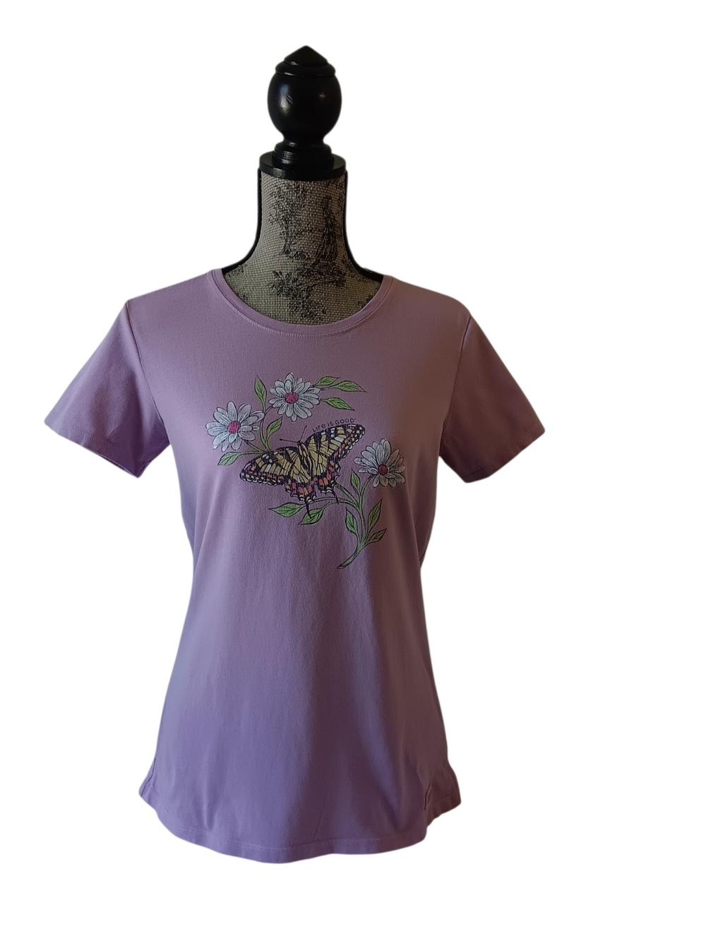 Life Is Good women's lavender butterfly and flower short sleeve t shirt size M